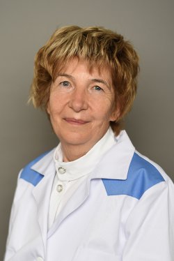 Dr. Gergely Mária