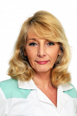 Dr. Skurdenka Beatrix
